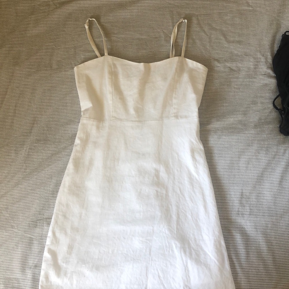 BRANDY MELVILLE white sundress!!